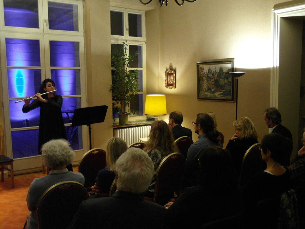 Konzertabend im Wohnzimmer des Hauses